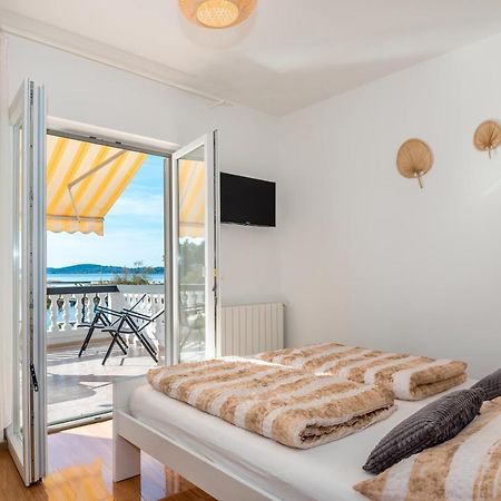 Apartment And Rooms Dalmatiko Vodice Kültér fotó