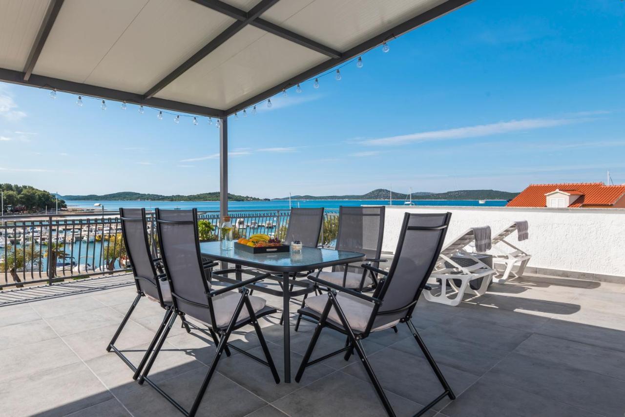 Apartment And Rooms Dalmatiko Vodice Kültér fotó